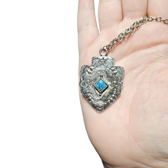 Enchanted Heirloom Sheild Pendant Necklace - Picture 4 of 10